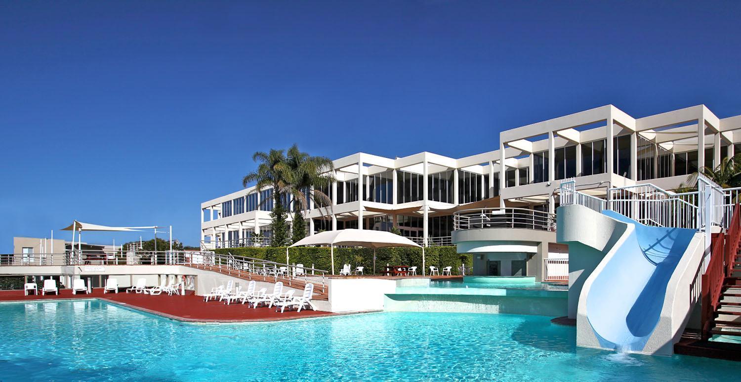 Absolute Beachfront Opal Cove Resort Korora Esterno foto