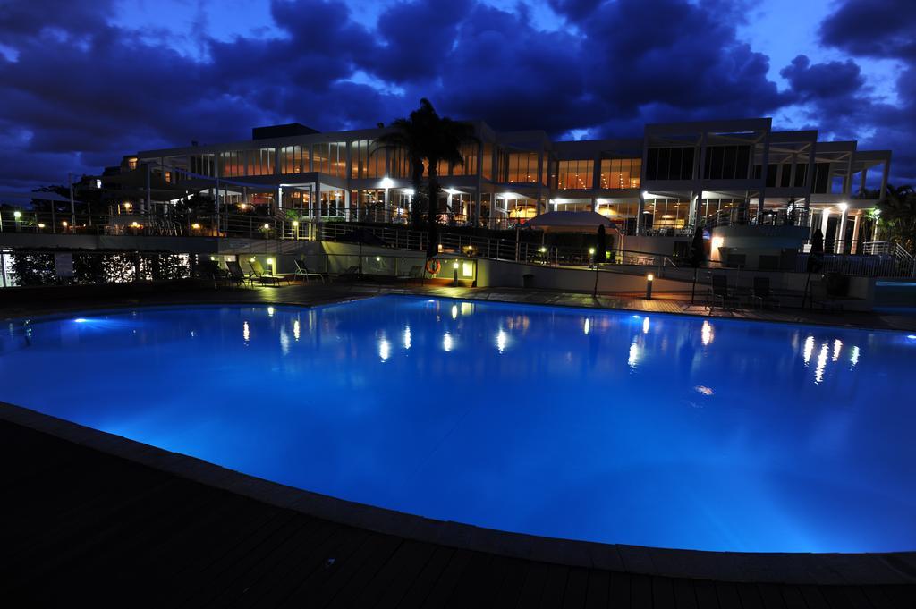 Absolute Beachfront Opal Cove Resort Korora Esterno foto