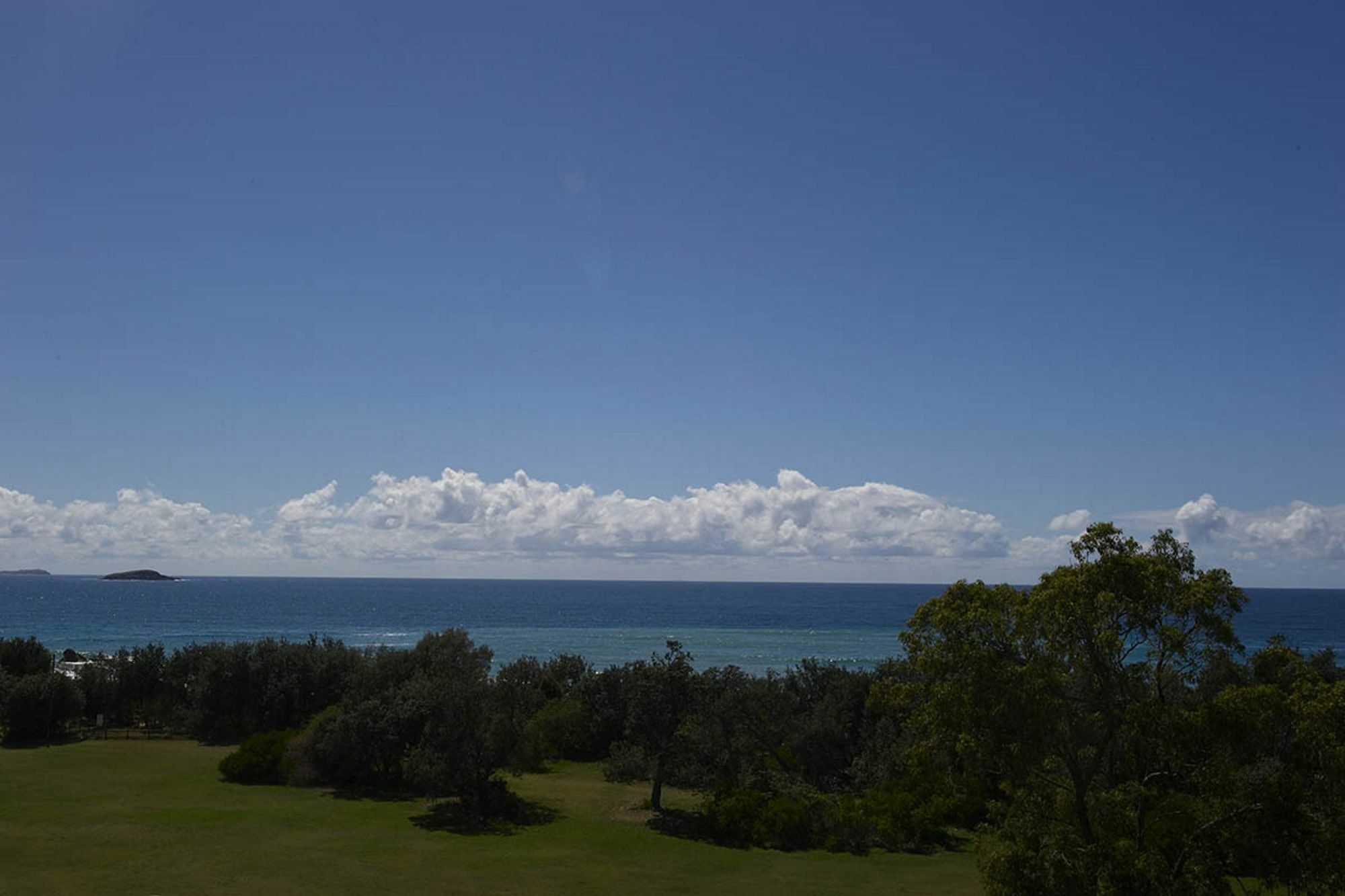 Absolute Beachfront Opal Cove Resort Korora Esterno foto