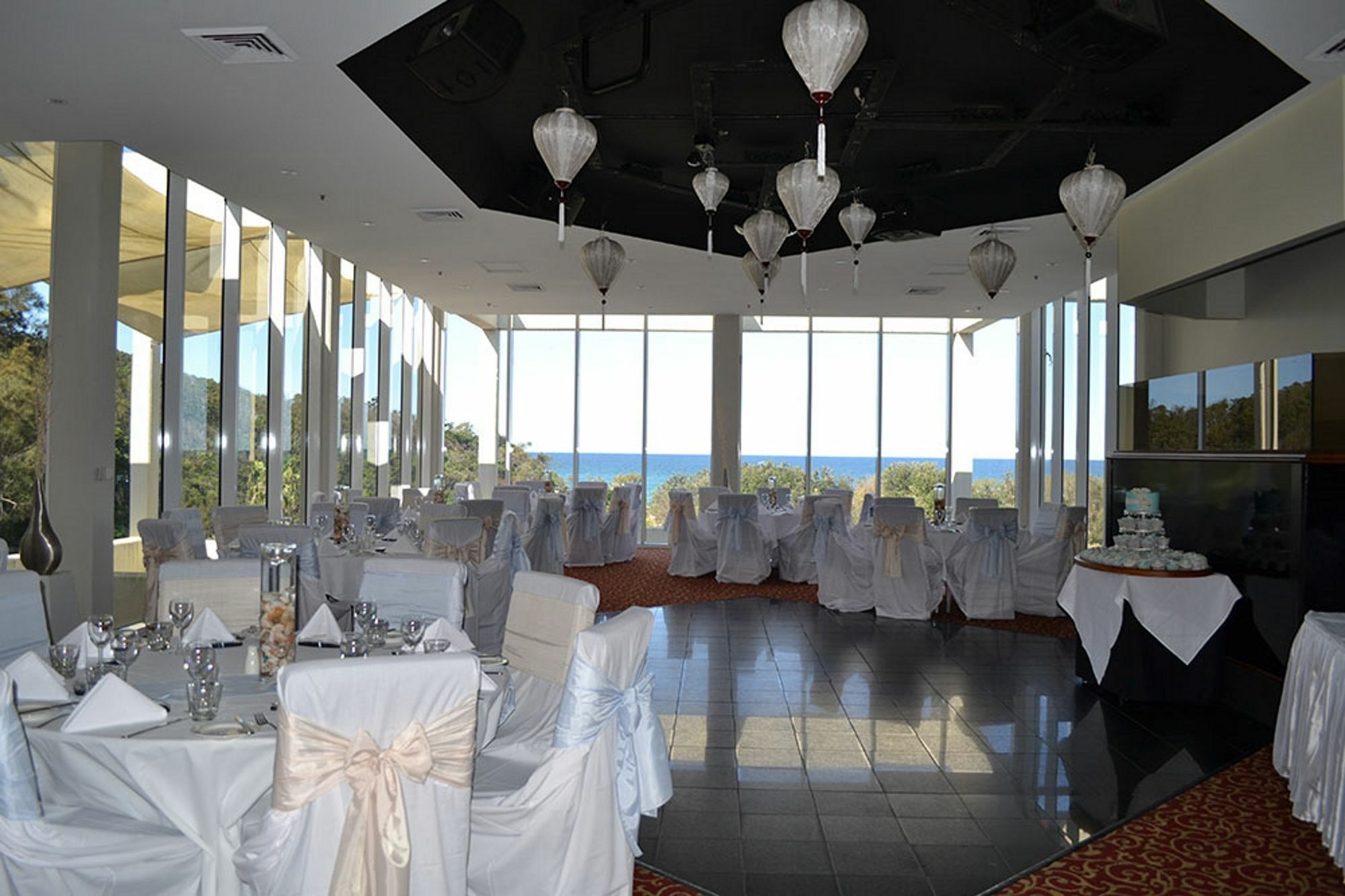 Absolute Beachfront Opal Cove Resort Korora Esterno foto